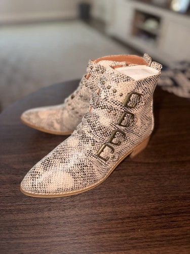 Brand new women snakeskin - brand,