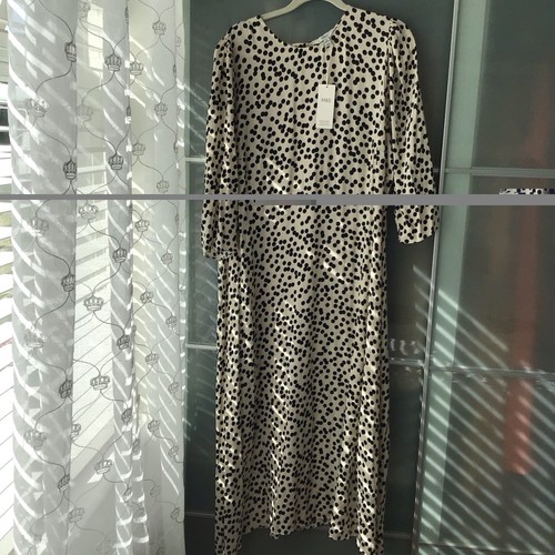 Viscose rich black cream - m&s, &