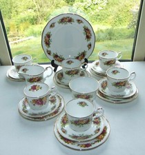 Elizabethan Fine English China English Garden Pattern 21PC Cups Saucers Plates