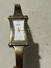 Vintage Rotary Quartz Wristwatch – Gold-Tone Rectangular Case – Collectible Time