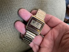 Timex Q mens vintage LCD watch