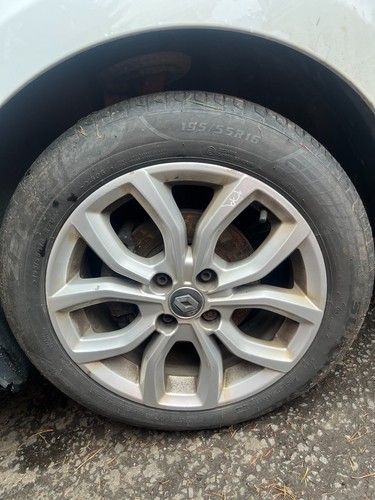Renault clio mk4 - 16", alloy