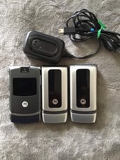 Vintage Motorola Flip Phones/3