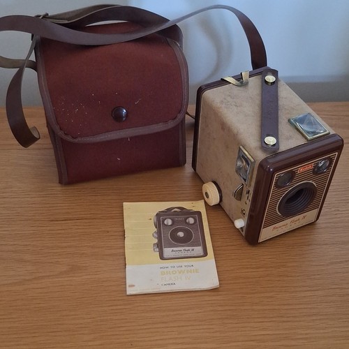 Kodak brownie flash brown - kodak,