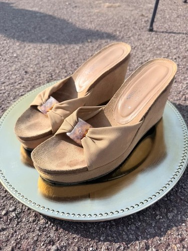Russell bromley donald j - &,