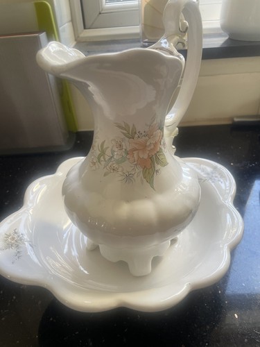 Large ceramic vintage floral - large,