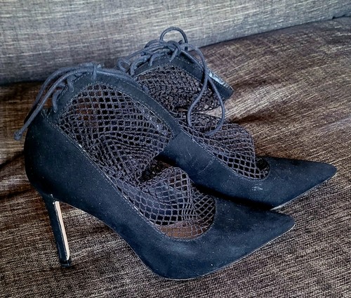 Zara black high heel shoes