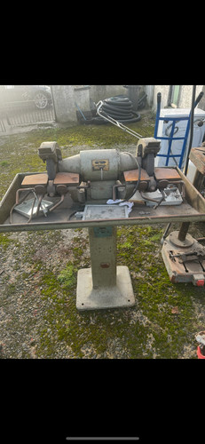 Heavy duty industrial pedestal - duty,