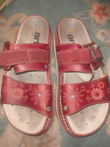Vintage red floral embroidered - red,
