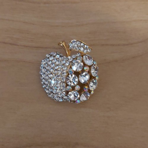 Unbranded pin brooch - unbranded,