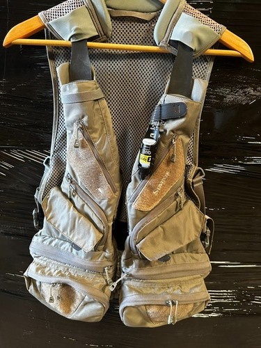 Simms fly fishing vest - fishing,