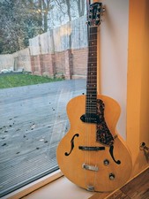 Godin 5th Avenue Hollow Body