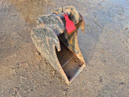 230mm excavator digging - excavator,