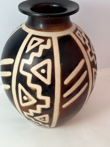 Large vintage peruvian hand - vintage,