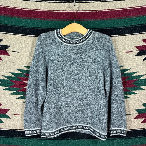Vintage grey meander pattern - meander,