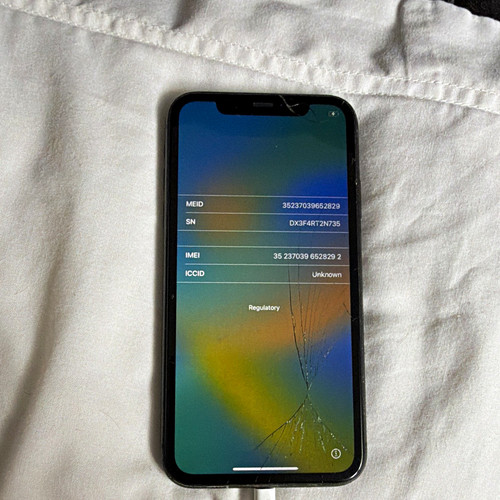 Apple iphone 64gb black - 11,