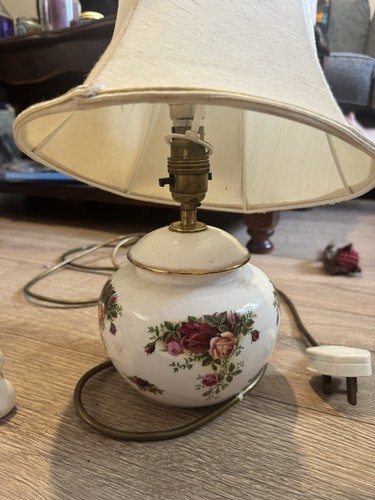Vintage royal albert old - albert,