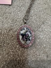 Tarina Tarantino White Rabbit