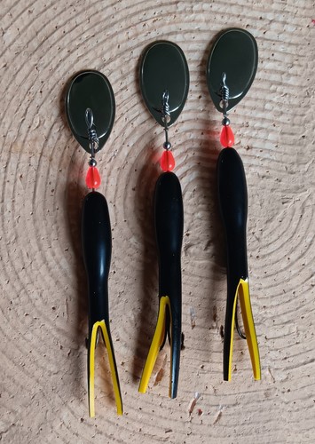 Flying fishing lure salmon - c,