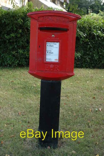 Photo 6x4 pillar postbox - photo,