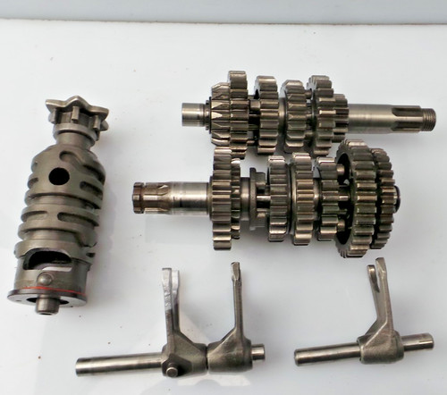 Kawasaki 125 gearbox - ar,