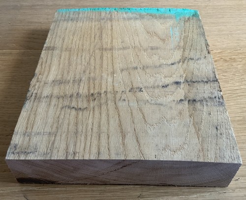 2kg oak hardwood timber - 2.2kg,