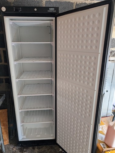 Nisbets essentials freezer - essentials,