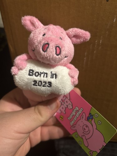 Percy pig born in - m&s, pig｜born