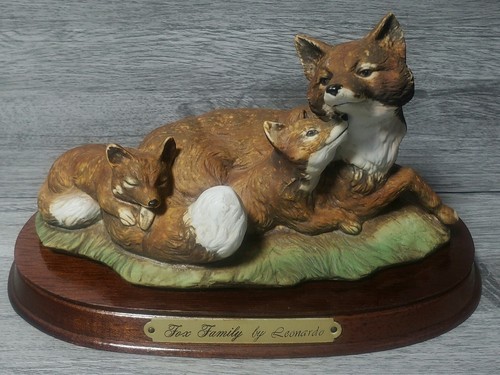 Vintage fox family - family, by