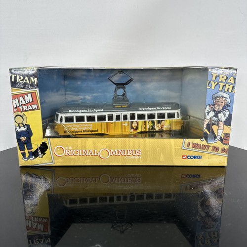 Corgi ooc om44007 blackpool - corgi,
