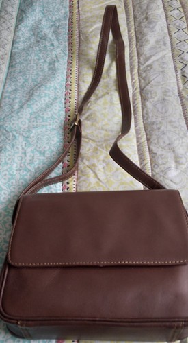 Tan leather ladies shoulder - , or