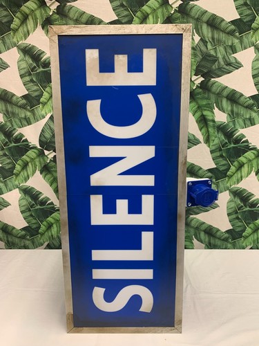 Silence large blue light box - large,