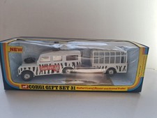 Vintage Corgi Gift Set 31 - Safari Land Rover with Figures.   pb10