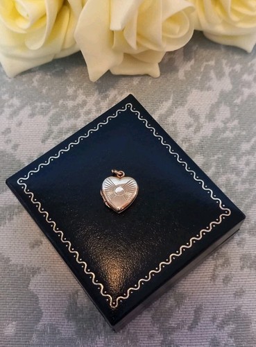 Art deco small 9ct - deco, b&f