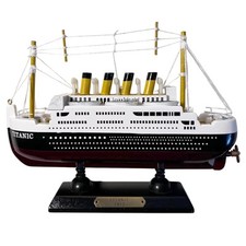 Detailed Wooden Model of the Titanic, Stunning Replica of the Iconic Ship