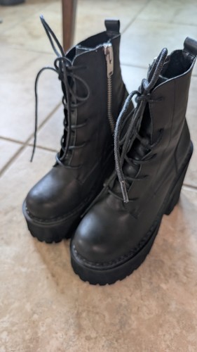 Unif women leather boots - unif,