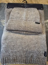 Ben Sherman Hat And Scarf Set
