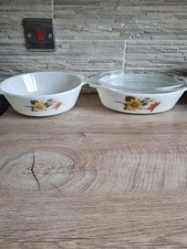 Set Of 2 Vintage Pyrex Dishes