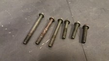 Screw x6 sprocket housing