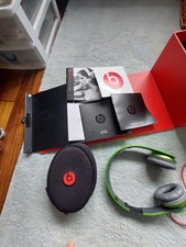 Beatssolo HD beats By dr. dre Green In Box