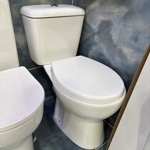 Close coupled rimless toilet - coupled,