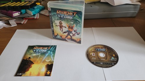 Ratchet clank a crack in - ratchet,