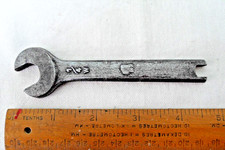 Vintage 1/4" BSW Oe, Snail Brand Spanner/Spoke Key made by Thos. Smith & Sons.