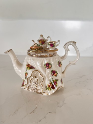 Vintage royal albert - royal,