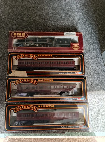 Mainline train and coach - mainline,