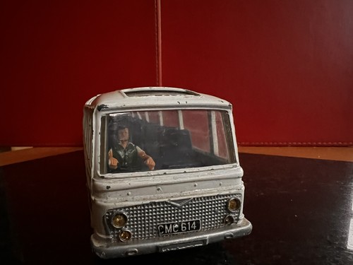 Dinky vega mercury luxury - dinky,