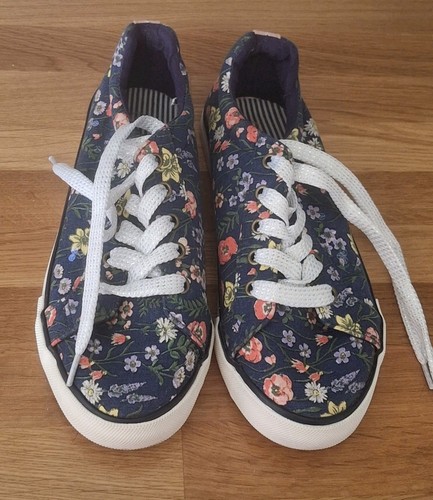 Navy white floral - &, canvas