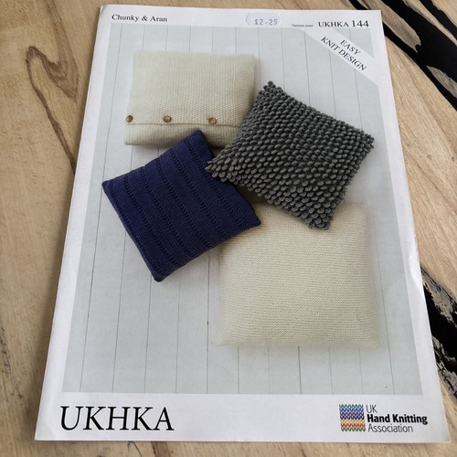 Easy knit design - easy,