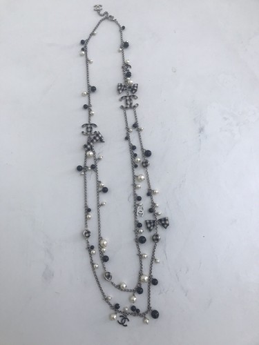 Chanel necklace - chanel, cc