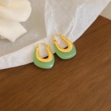 Elegant Green Jade & 18k Gold